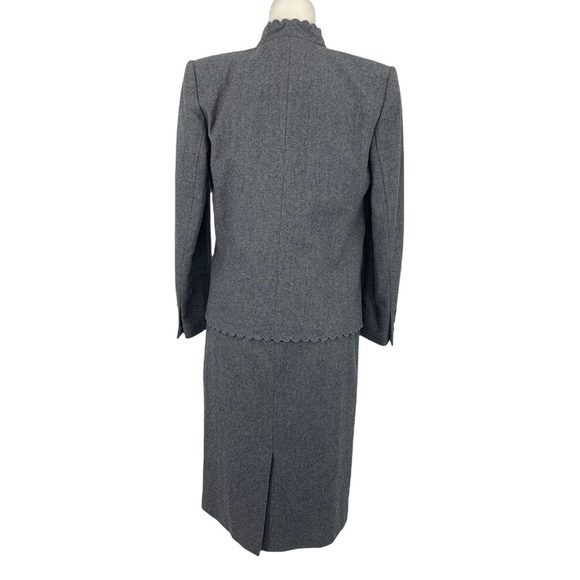 Suits by Dallas B9 - Picture 4 of 11